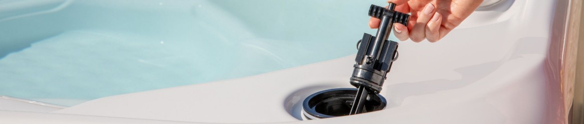 Salt Water vs. Chlorine Spa Pools | HotSpring Spas