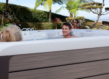 The Highlife® Grandee™: When size matters | HotSpring Spas